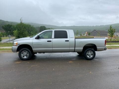 2006 Dodge Ram Pickup 2500 for sale at Tennessee Valley Wholesale Autos LLC in Huntsville AL