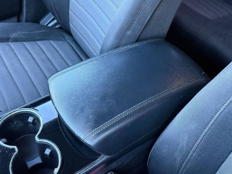 2017 Ford Edge SE