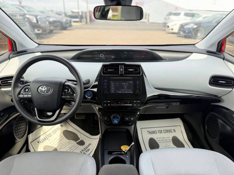 2019 Toyota Prius LE AWD-e