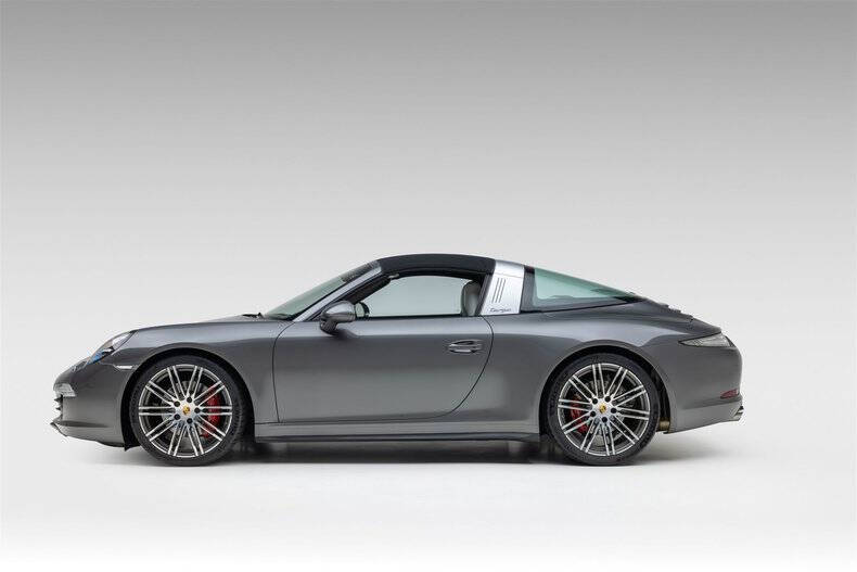 2015 Porsche 911