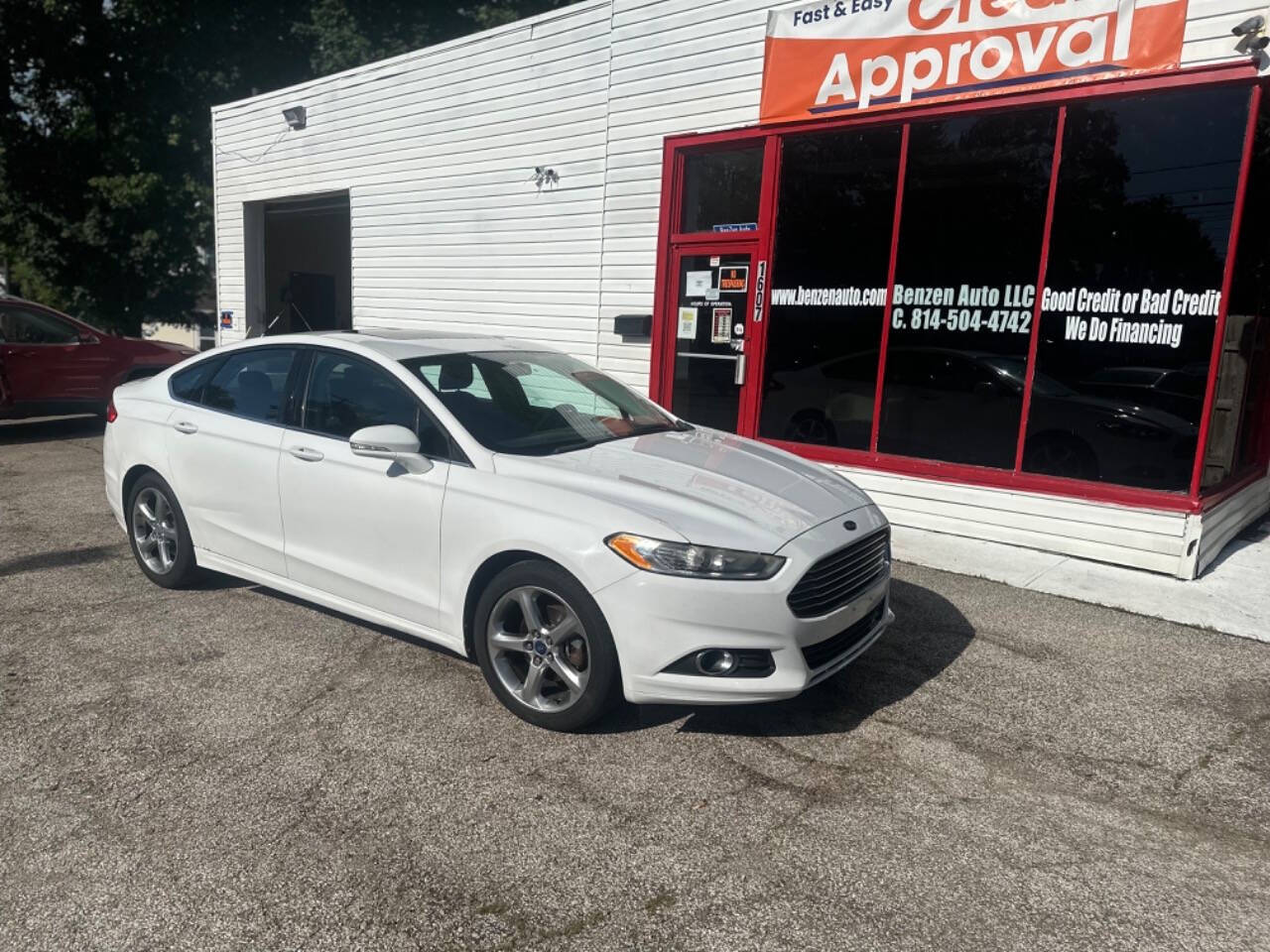 2013 Ford Fusion for sale at BENZEN AUTO LLC in Ashtabula, OH