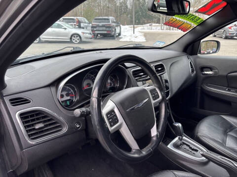2012 Chrysler 200 Limited