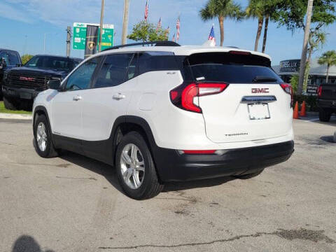 2023 GMC Terrain SLE