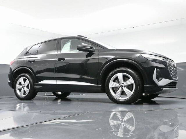 2024 Audi Q4 e-tron quattro Premium 50