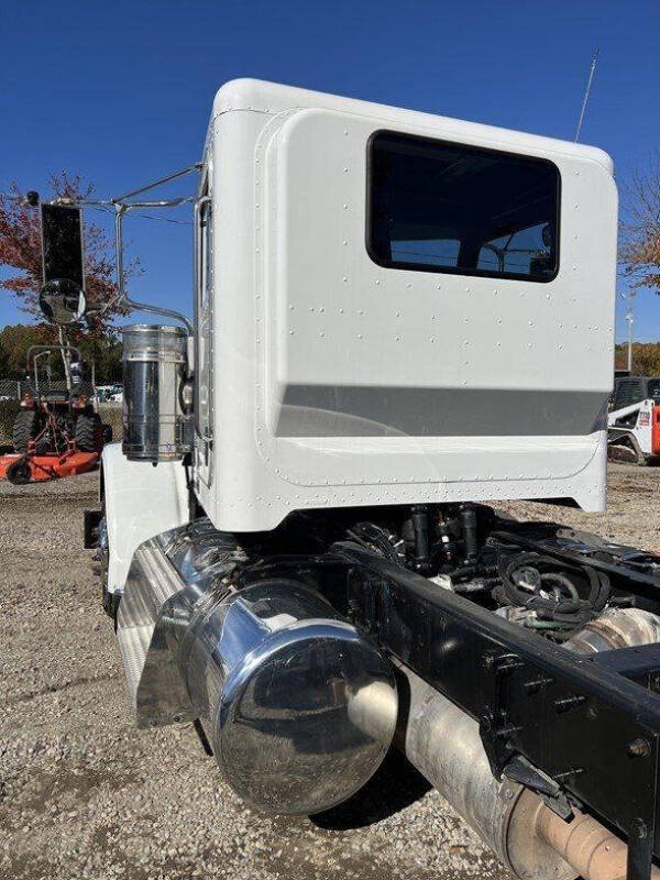 2012 Peterbilt 388