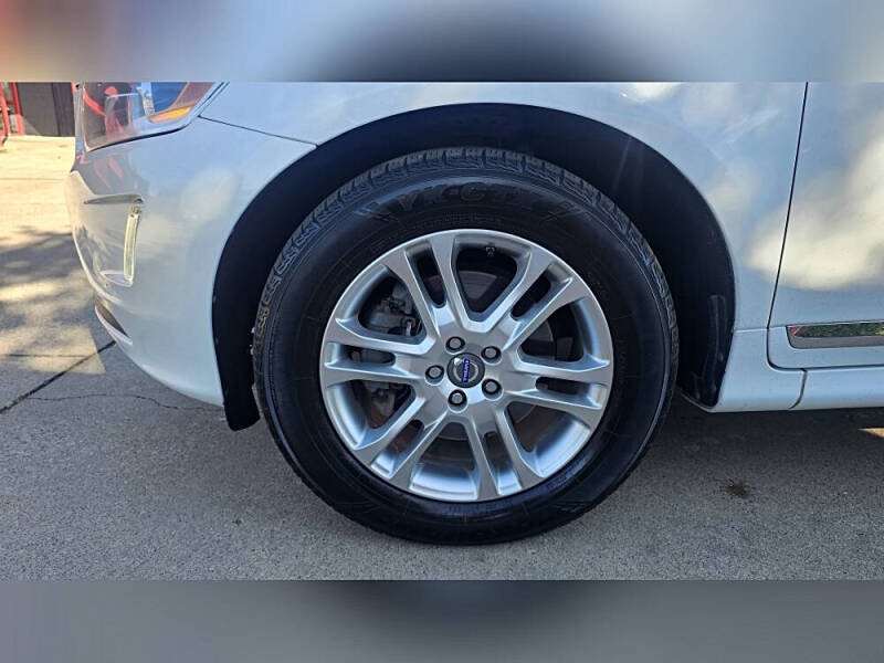 2015 Volvo XC60 T5 Drive-E Platinum