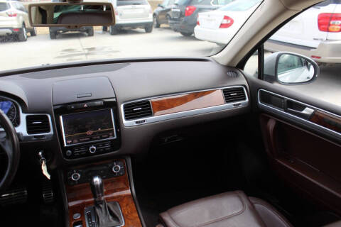 2012 Volkswagen Touareg Hybrid