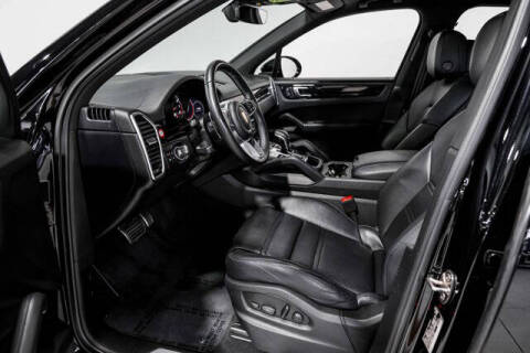 2022 Porsche Cayenne S