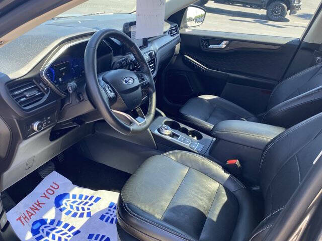 2020 Ford Escape Titanium