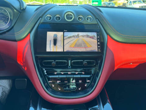 2021 Aston Martin DBX