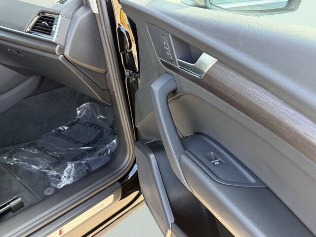 2024 Audi Q5 e quattro S line Premium 55 TFSI