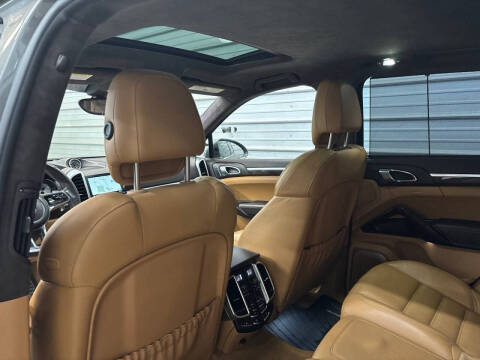 2015 Porsche Cayenne Turbo