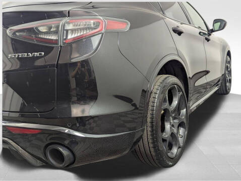 2024 Alfa Romeo Stelvio Veloce