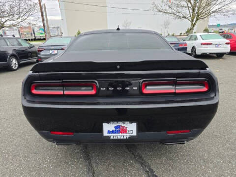 2015 Dodge Challenger R/T Plus