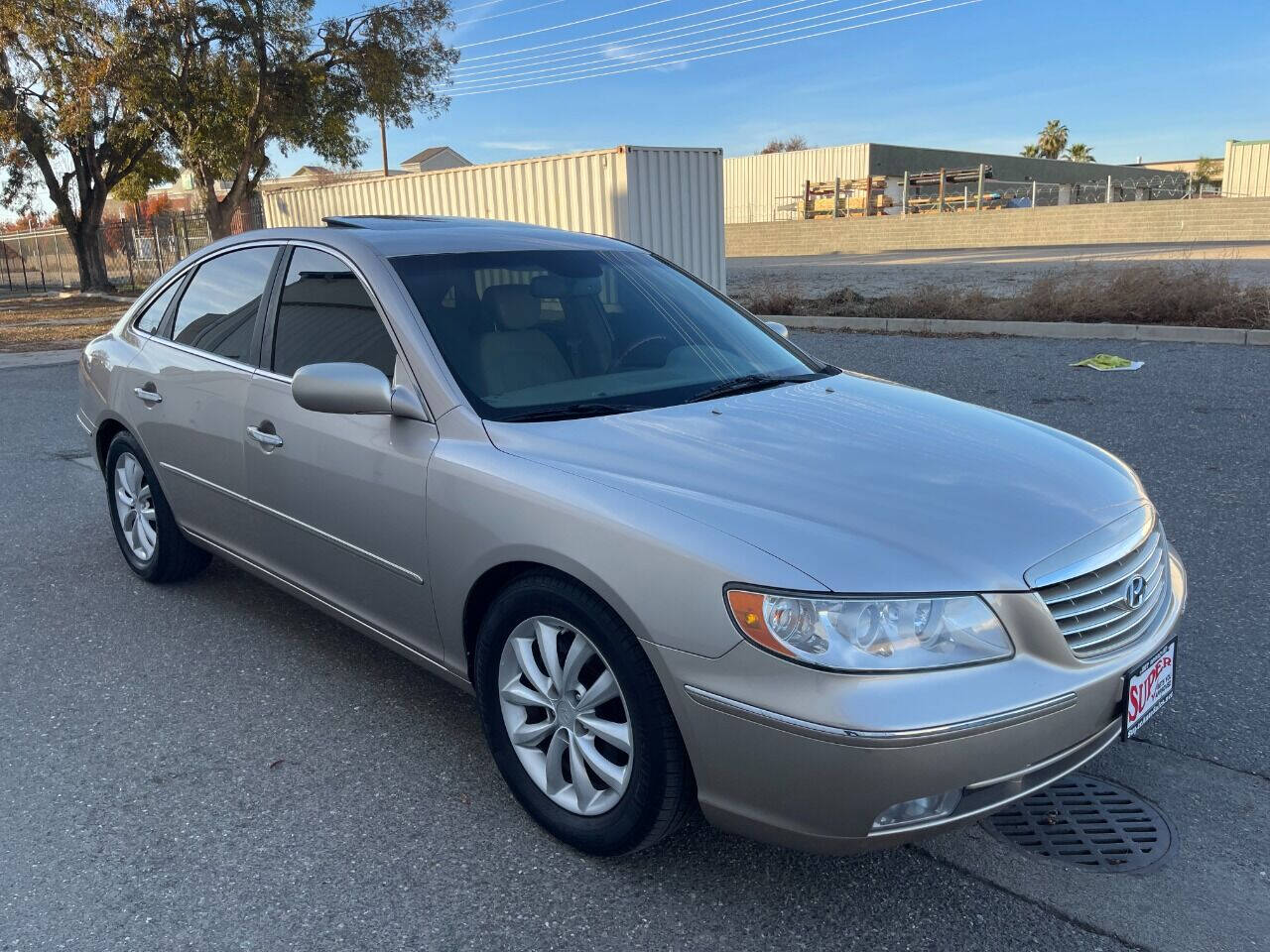 2007 Hyundai Azera for sale at Super Auto Sales Modesto in Modesto, CA