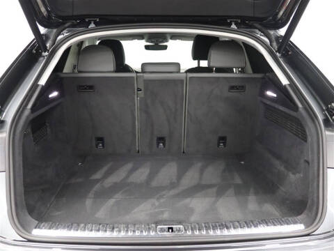 2019 Audi Q8 quattro Prestige 55 TFSI