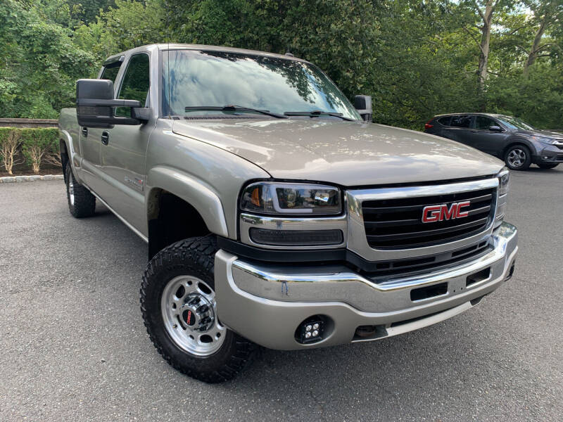 2003 GMC Sierra 2500HD for sale at Urbin Auto Sales in Garfield NJ