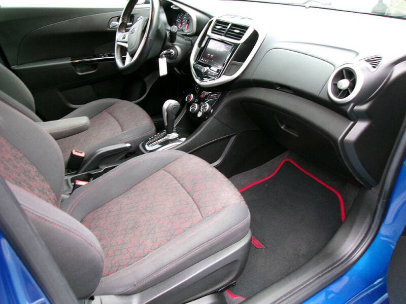 2020 Chevrolet Sonic LT