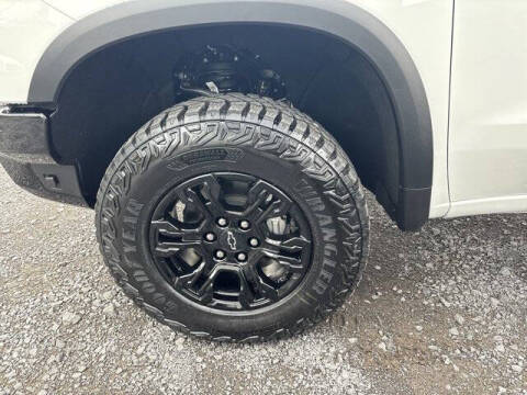 2025 Chevrolet Silverado 1500 ZR2