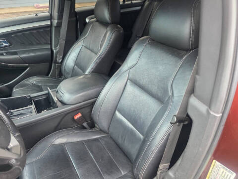 2015 Ford Taurus SEL