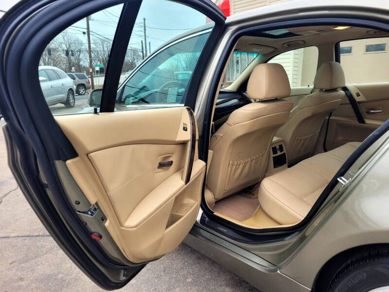 2006 BMW 5 Series 525i