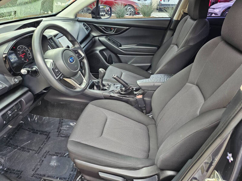 2017 Subaru Impreza 2.0i