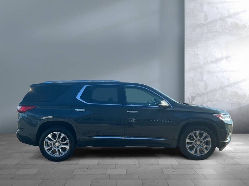 2021 Chevrolet Traverse Premier