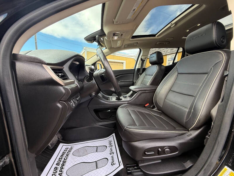 2020 GMC Acadia Denali