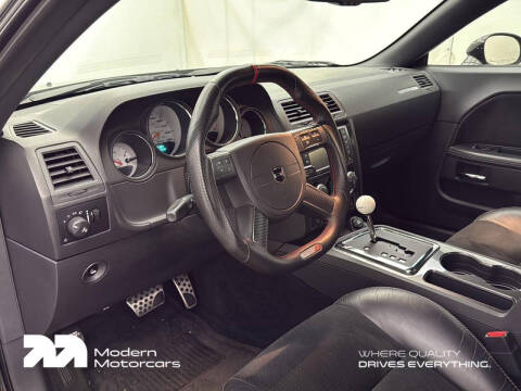 2009 Dodge Challenger SRT8