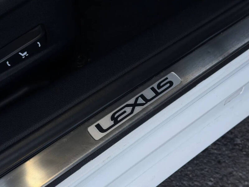 2017 Lexus IS 200t