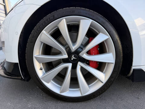 2018 Tesla Model 3 Performance