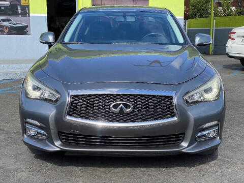2015 Infiniti Q50