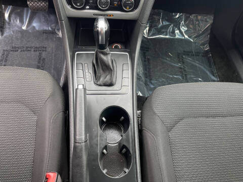 2016 Volkswagen Passat 1.8T S