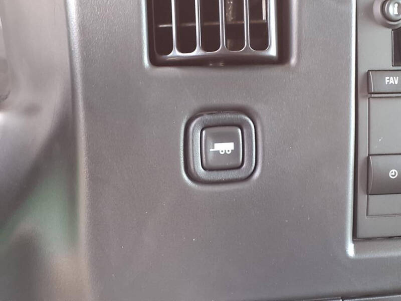 2024 Chevrolet Express 2500