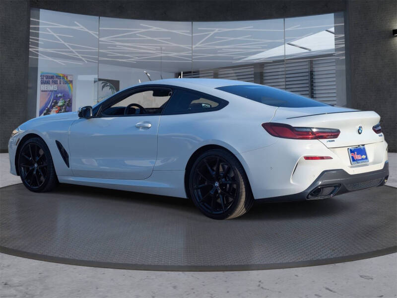 2025 BMW 8 Series 840i xDrive