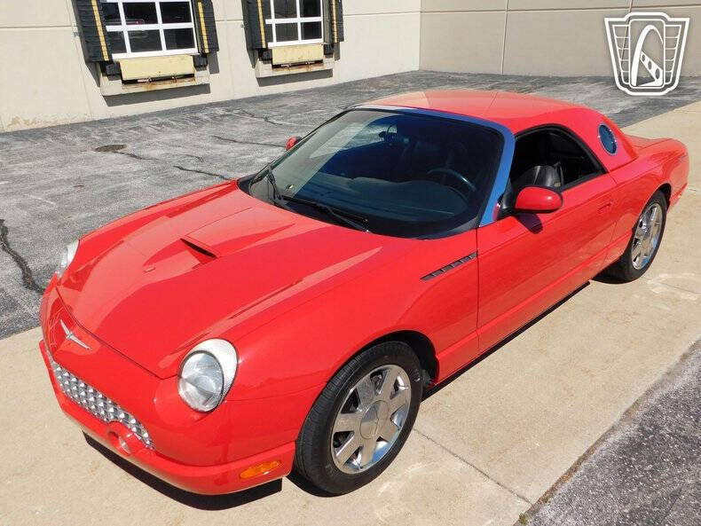 2002 Ford Thunderbird Deluxe