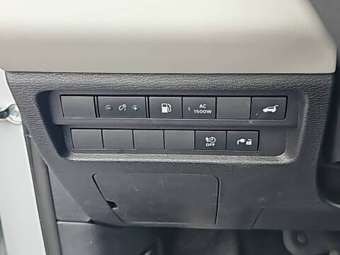 2025 Mitsubishi Outlander PHEV SEL