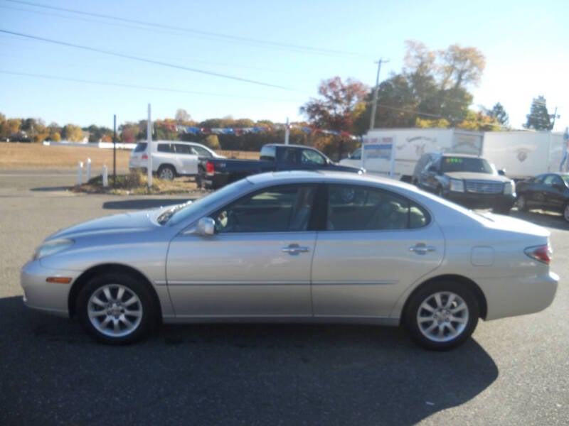 2004 Lexus ES 330 photo 9