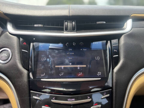 2013 Cadillac XTS Premium Collection