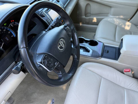 2013 Toyota Camry Hybrid XLE