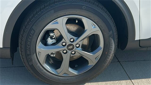 2025 Ford Escape Hybrid ST-Line