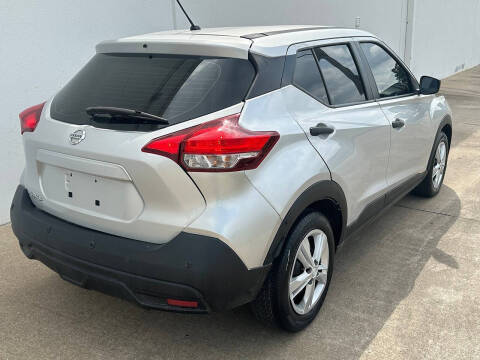 2020 Nissan Kicks S