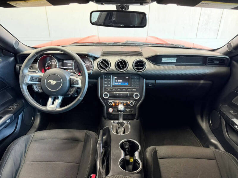 2015 Ford Mustang V6