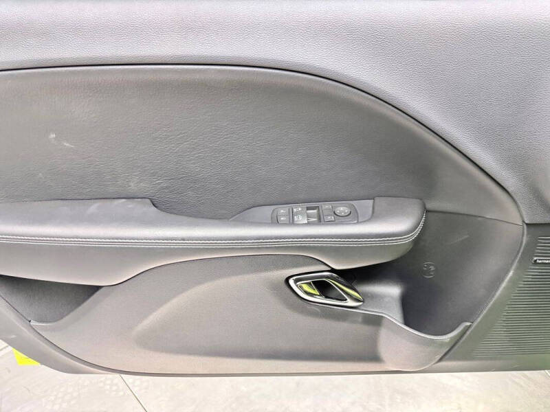 2015 Dodge Challenger SRT Hellcat