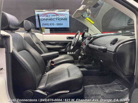 2010 Volkswagen New Beetle Convertible