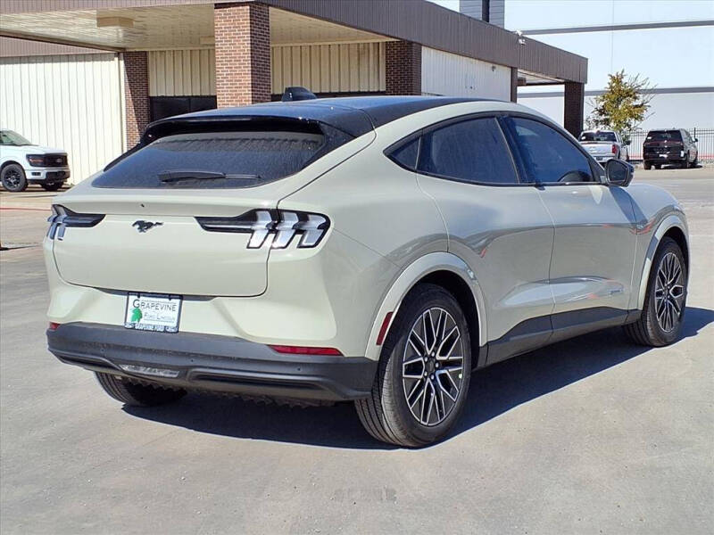 2025 Ford Mustang Mach-E Premium