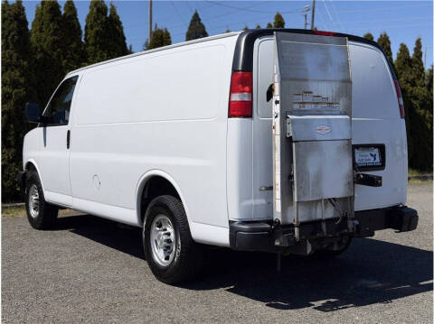2020 Chevrolet Express 3500