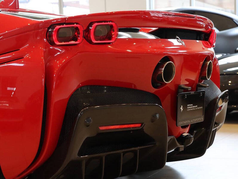 2023 Ferrari SF90 Spider