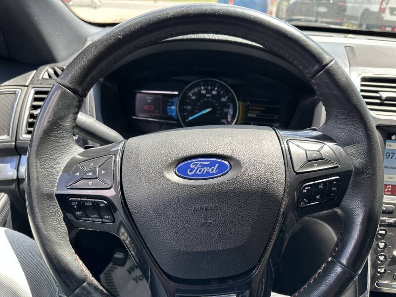 2018 Ford Explorer Sport