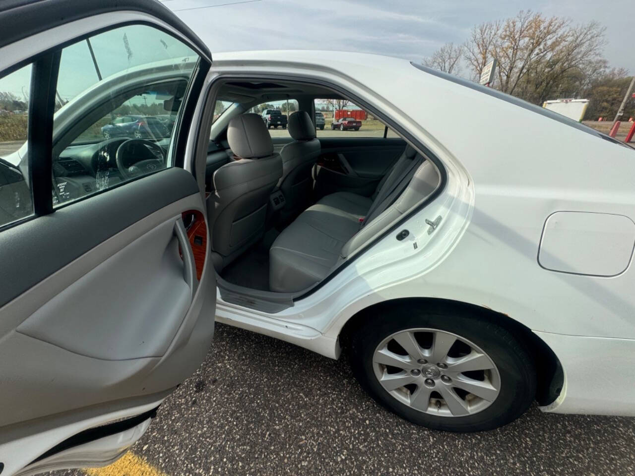 2009 Toyota Camry for sale at LUXURY IMPORTS AUTO SALES INC in Ham Lake, MN